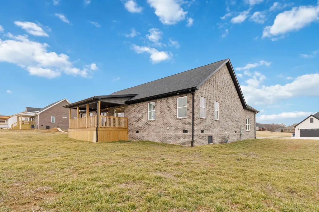 120 Three Wood Lane Campbellsville KY 42718