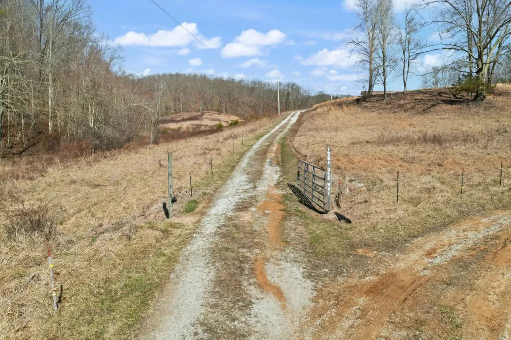 1260 Old Way Road London KY 40741