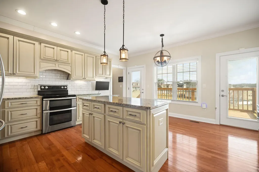 130 Cloyd Drive London KY 40741