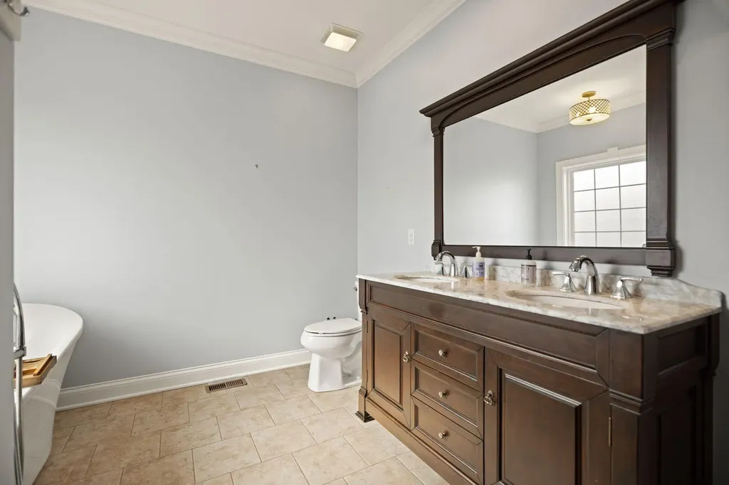 130 Cloyd Drive London KY 40741