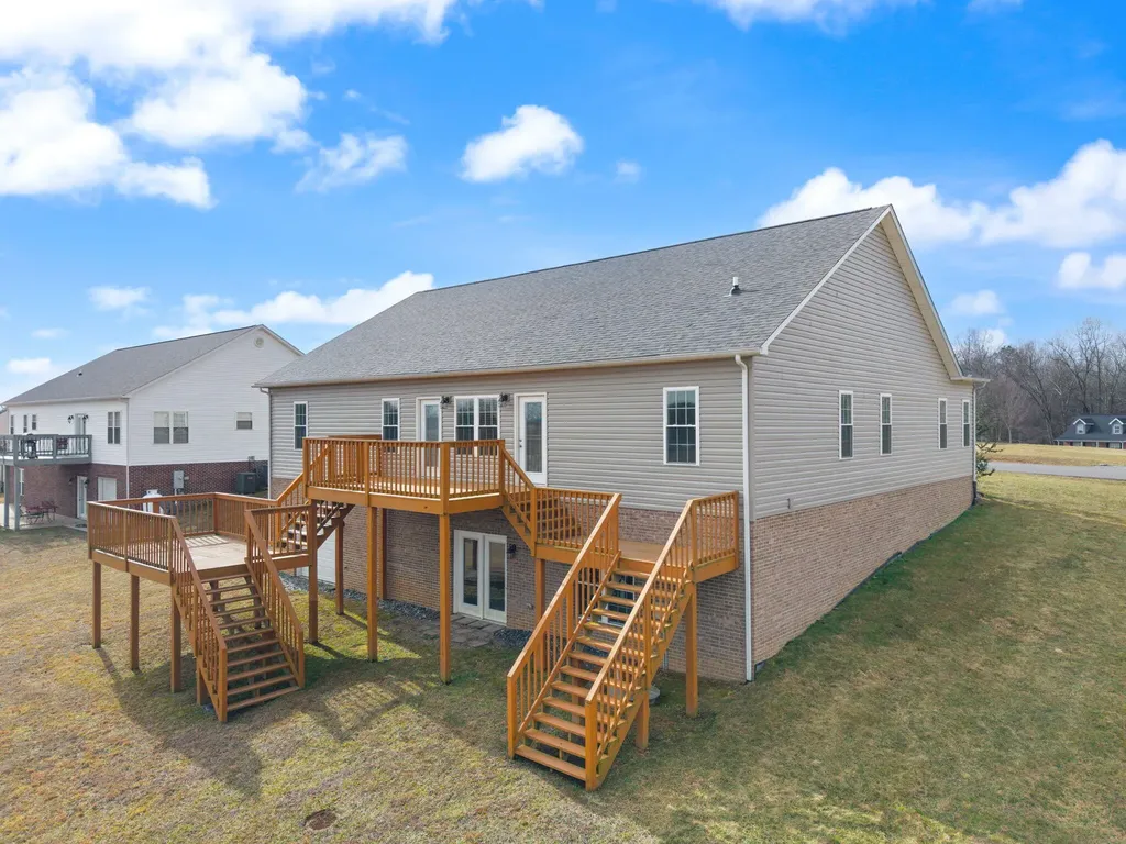 130 Cloyd Drive London KY 40741
