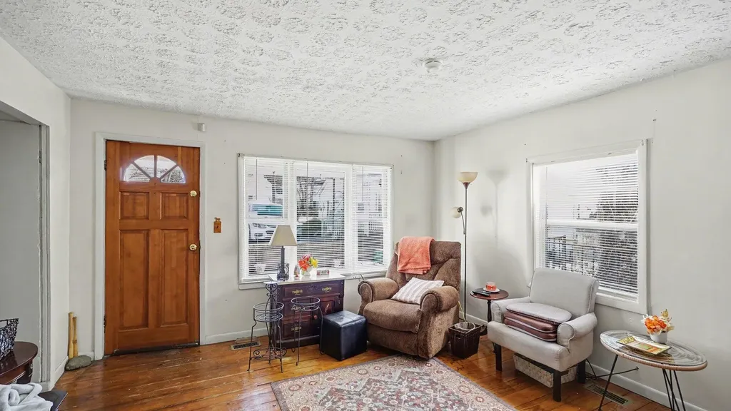 519 Patton Street Paris KY 40361