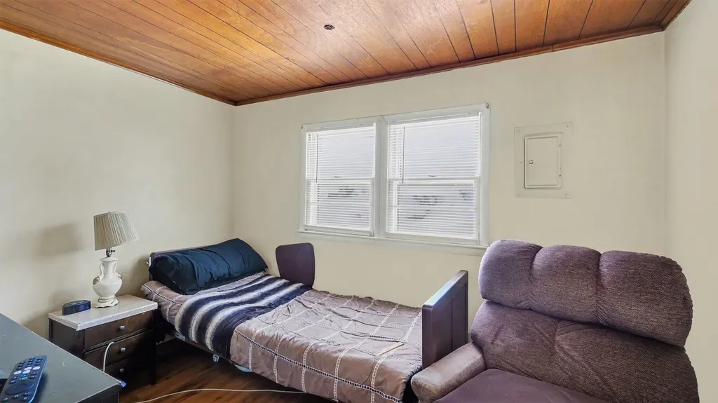 519 Patton Street Paris KY 40361