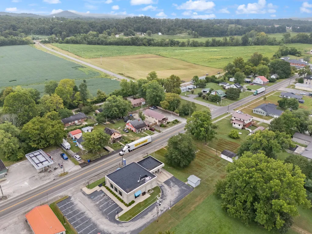 4418 Main Street Clay City KY 40312