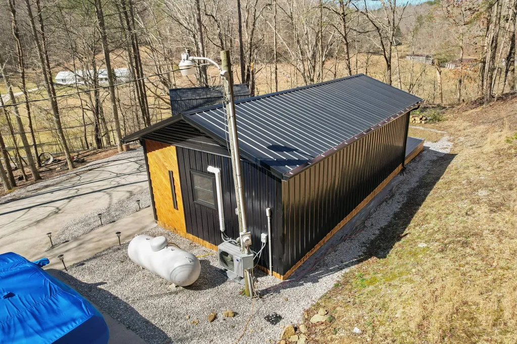 6940 State Highway 229 Barbourville KY 40906