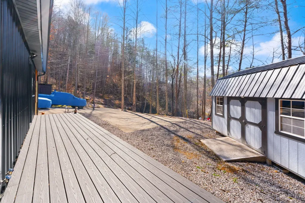 6940 State Highway 229 Barbourville KY 40906