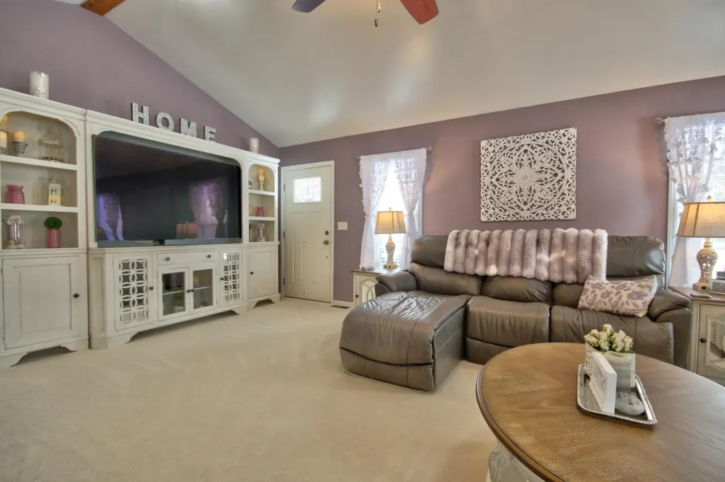 28 Lakepointe Drive Corbin KY 40701