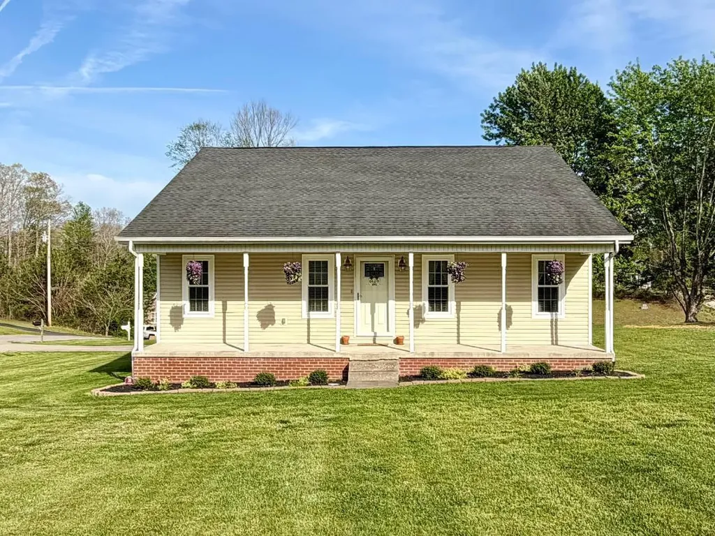 28 Lakepointe Drive Corbin KY 40701