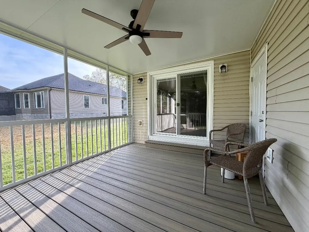 28 Lakepointe Drive Corbin KY 40701