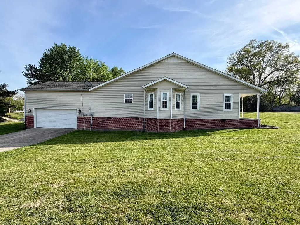 28 Lakepointe Drive Corbin KY 40701