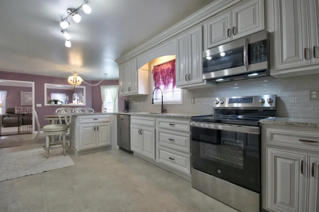 28 Lakepointe Drive Corbin KY 40701