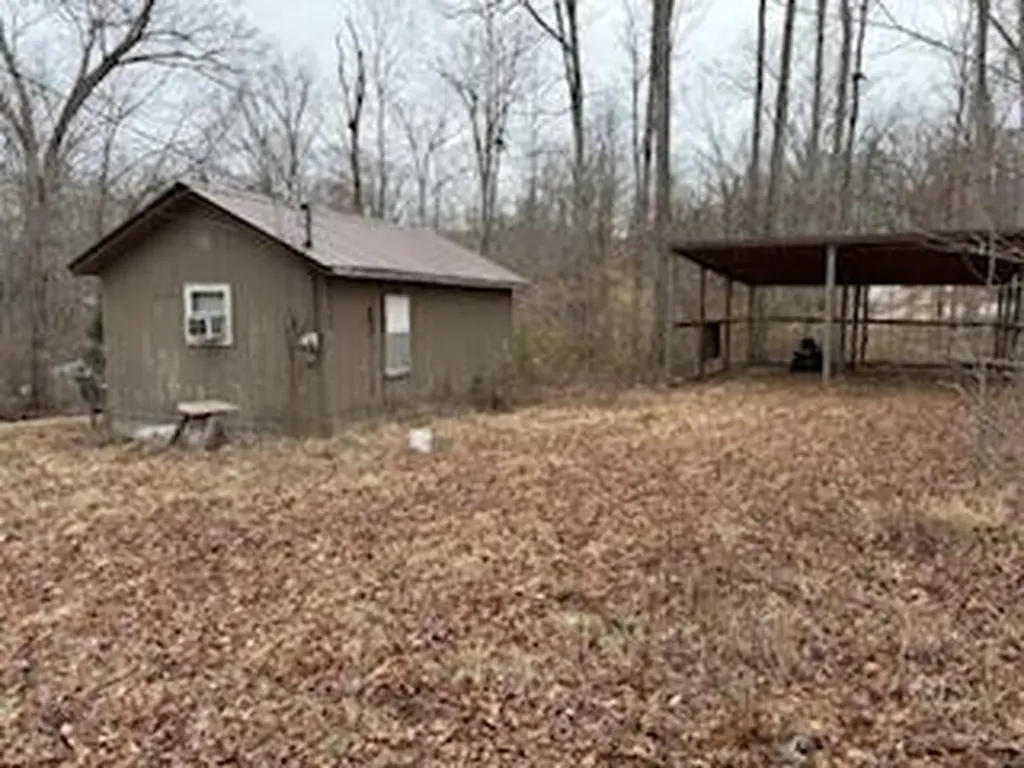 102 Fifth Jasper Road Burnside KY 42519