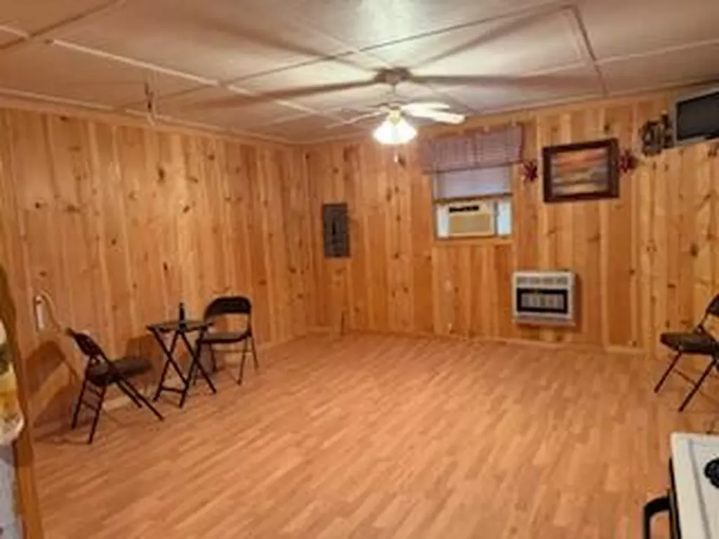 102 Fifth Jasper Road Burnside KY 42519