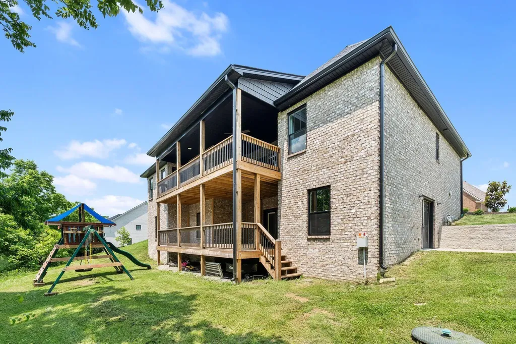 125 Hickory Meadows Drive Richmond KY 40475