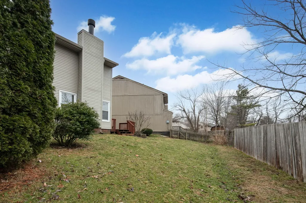 1633 Prairie Circle Lexington KY 40515
