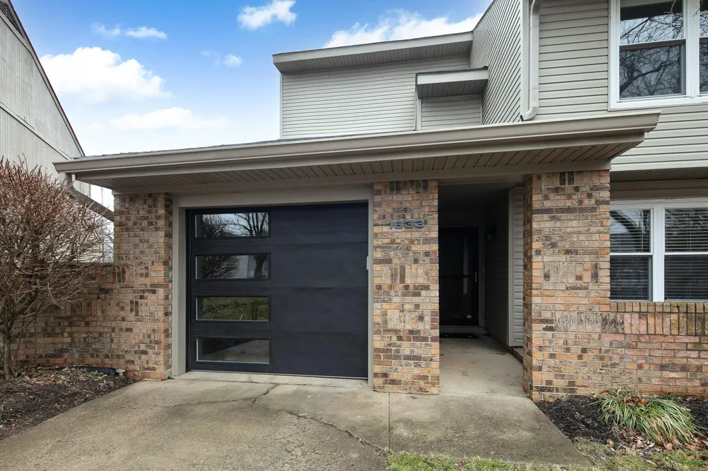 1633 Prairie Circle Lexington KY 40515
