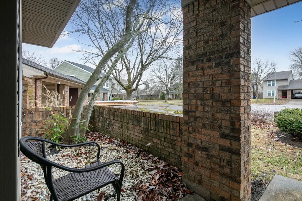 1633 Prairie Circle Lexington KY 40515