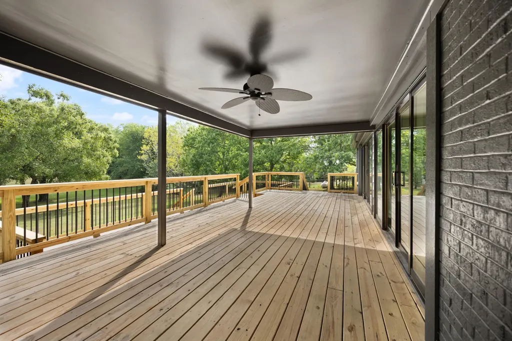 104 Barkley Estates Nicholasville KY 40356