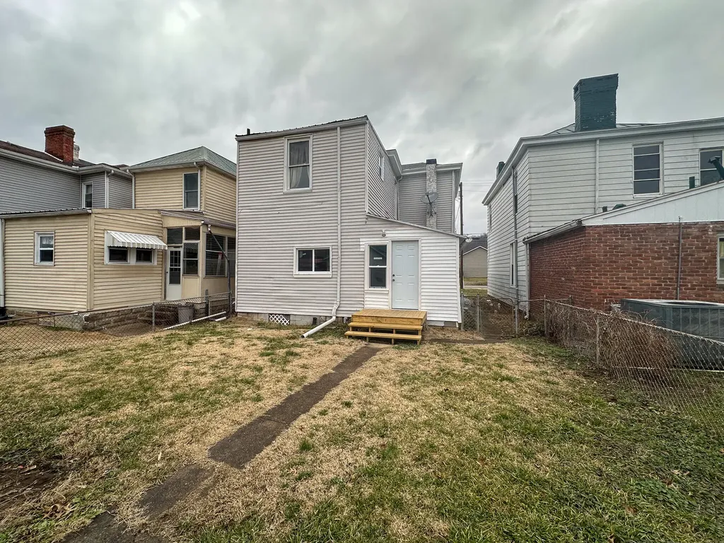 838 E 2nd Street Maysville KY 41056