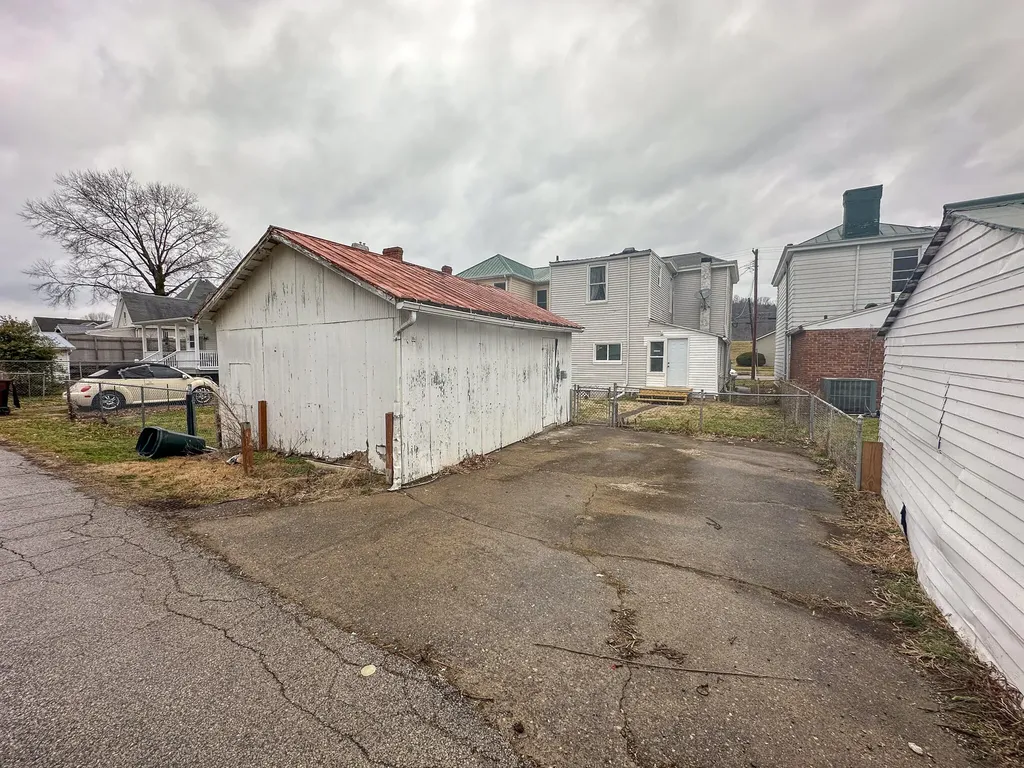 838 E 2nd Street Maysville KY 41056