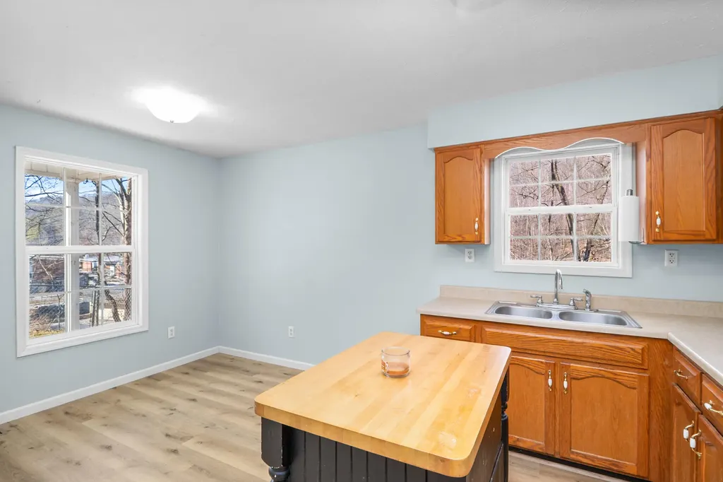 51 High Street Mckee KY 40447