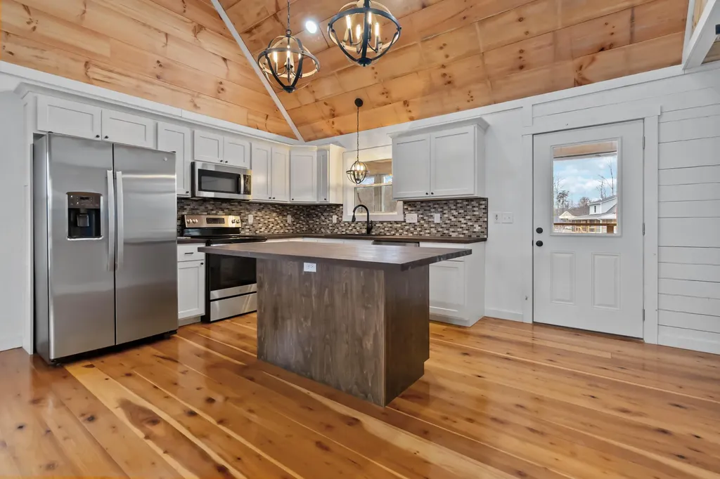 394 Pumpkin Creek Circle Jamestown KY 42629