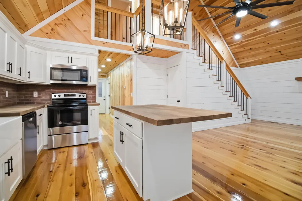 255 Pumpkin Creek Circle Jamestown KY 42629