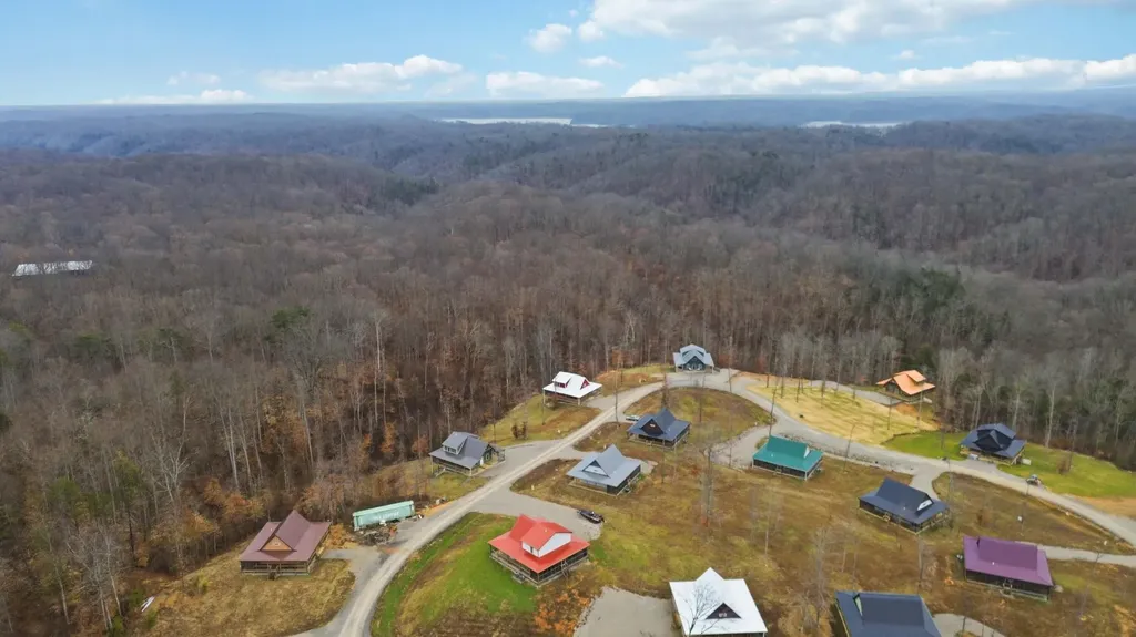 255 Pumpkin Creek Circle Jamestown KY 42629