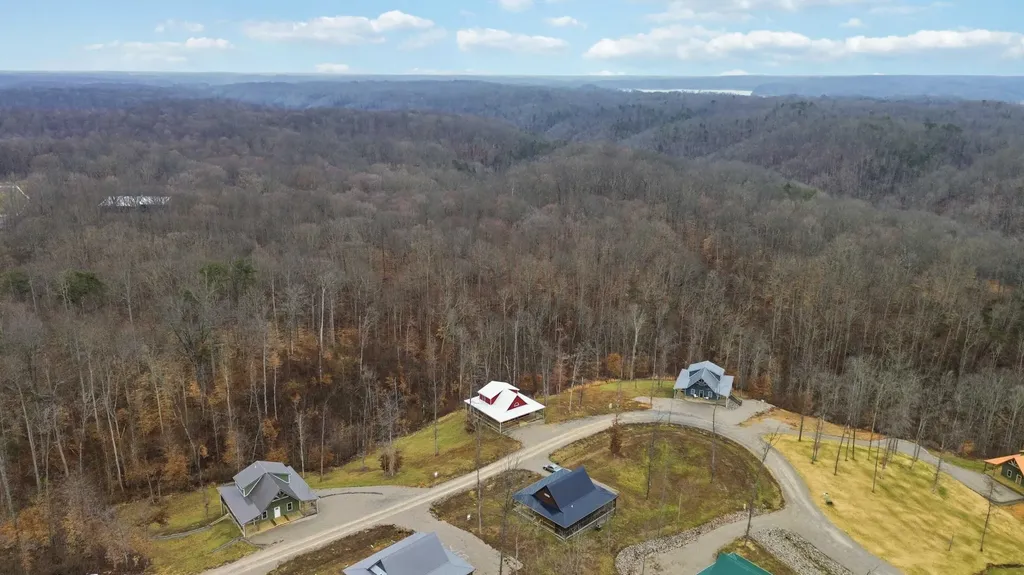 255 Pumpkin Creek Circle Jamestown KY 42629