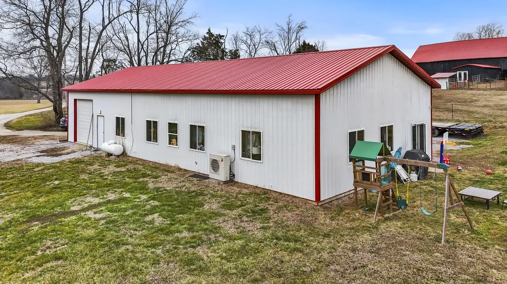 1346 Mundys Landing Road Versailles KY 40383