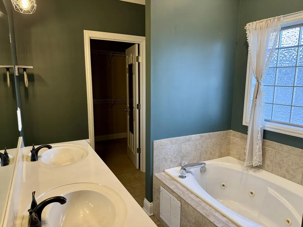 222 Paynes Landing Boulevard Georgetown KY 40324