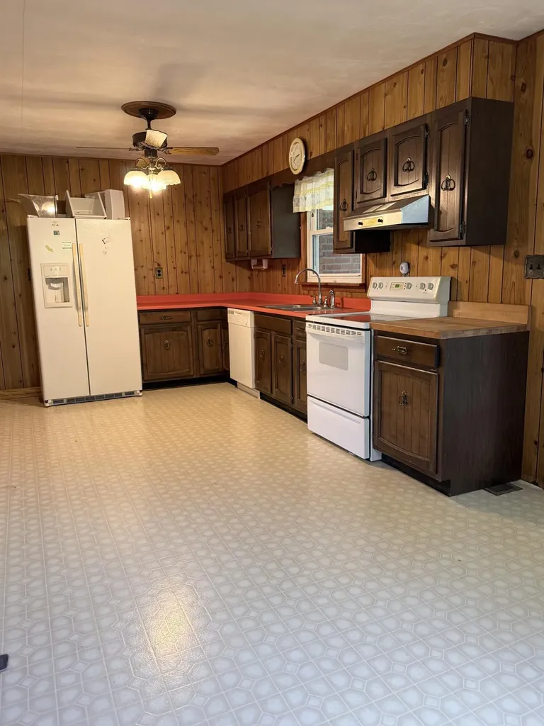 13843 Highway 10 Butler KY 41006