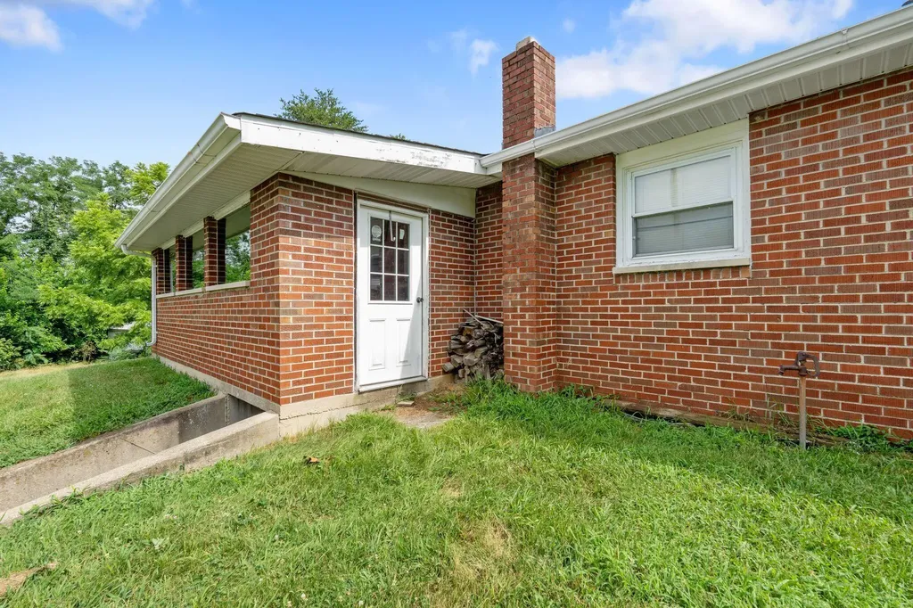 13843 Highway 10 Butler KY 41006