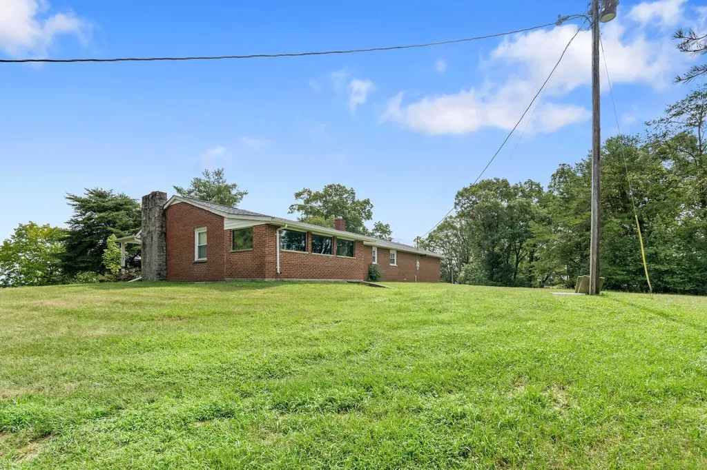 13843 Highway 10 Butler KY 41006