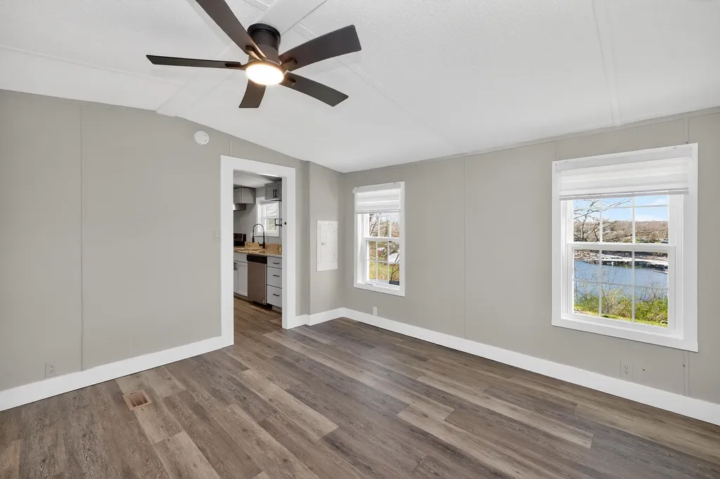 1599 Kennedy Bridge Road Harrodsburg KY 40330