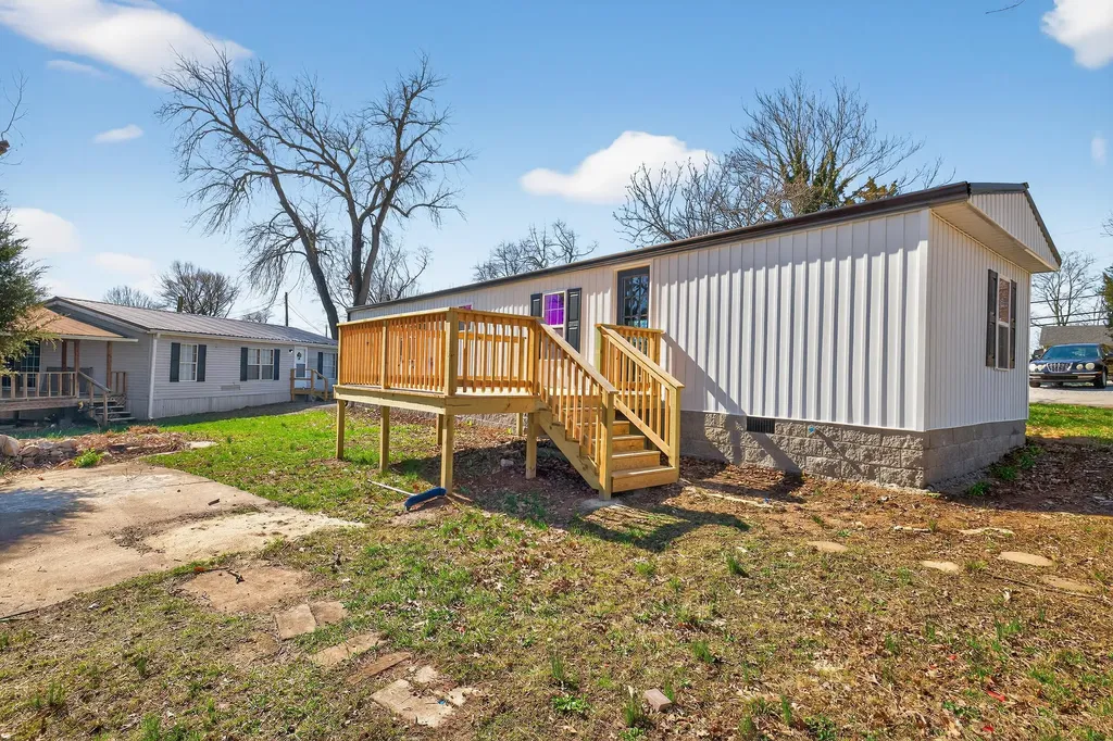1599 Kennedy Bridge Road Harrodsburg KY 40330