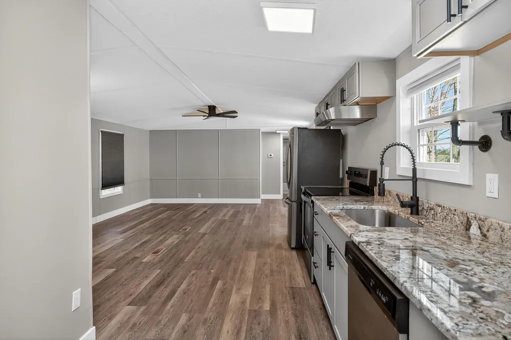 1599 Kennedy Bridge Road Harrodsburg KY 40330
