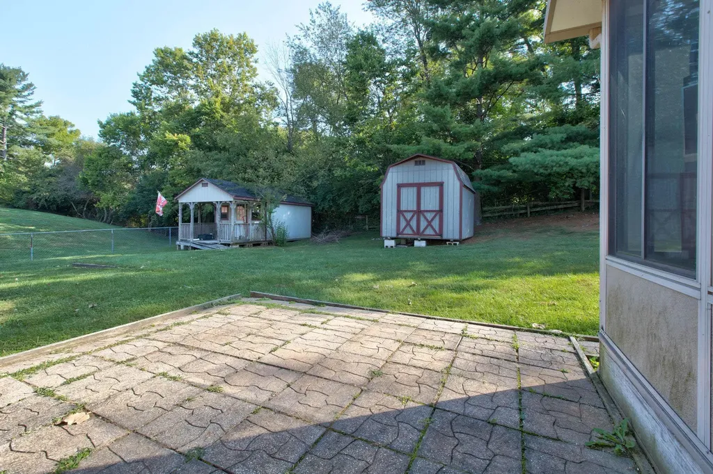 1055 Iroquois Drive Mt Sterling KY 40353