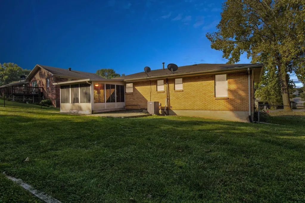 1055 Iroquois Drive Mt Sterling KY 40353
