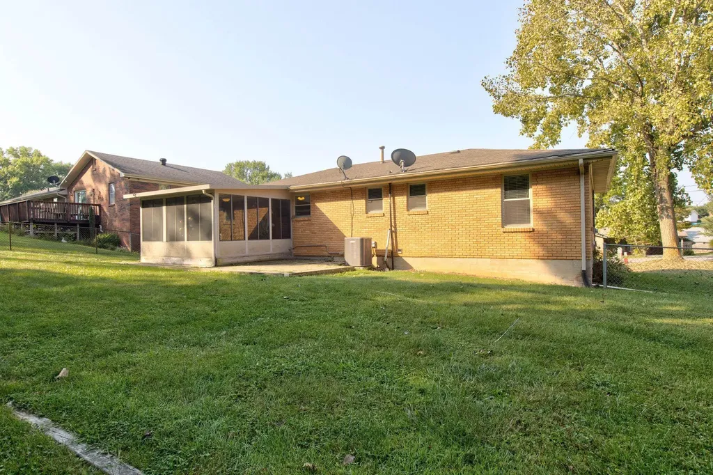 1055 Iroquois Drive Mt Sterling KY 40353