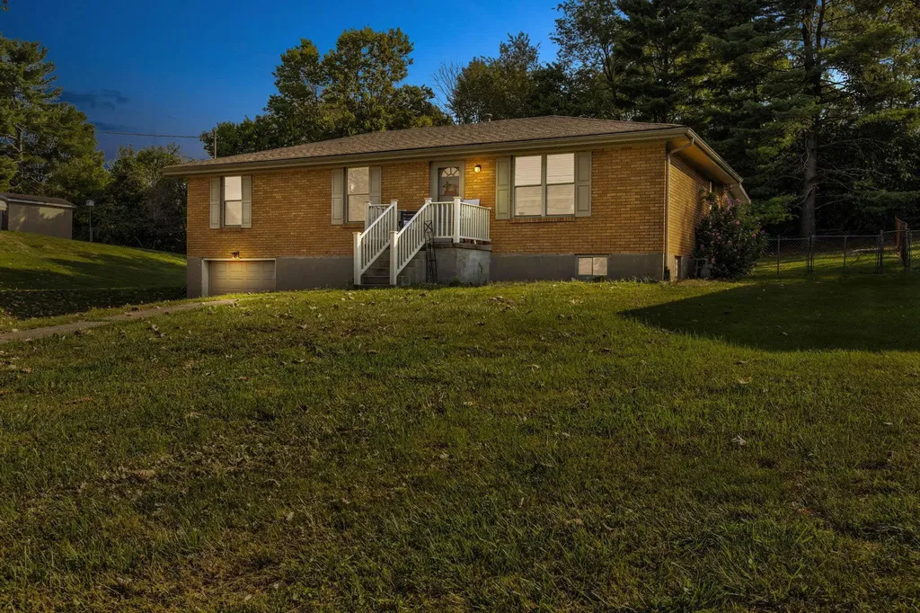 1055 Iroquois Drive Mt Sterling KY 40353