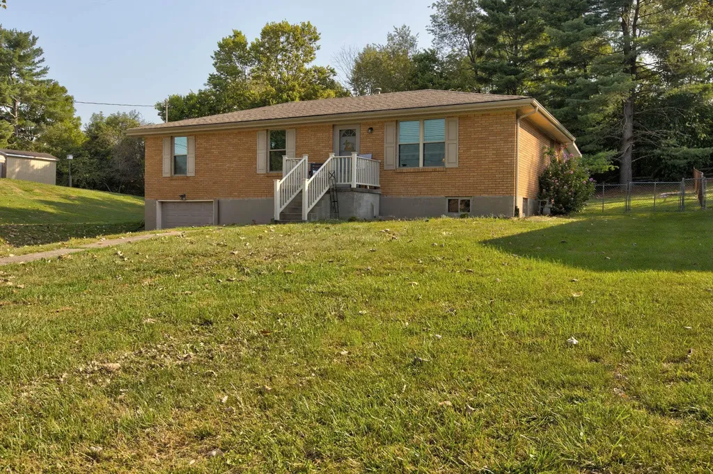 1055 Iroquois Drive Mt Sterling KY 40353