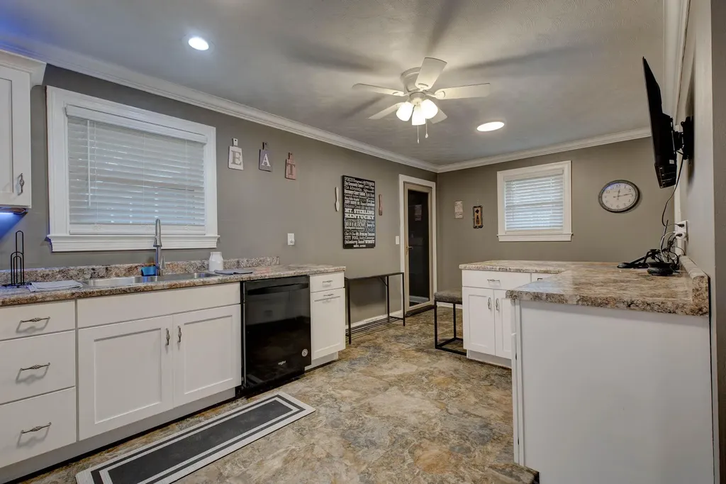 1055 Iroquois Drive Mt Sterling KY 40353