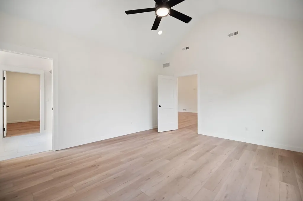 1577 Hunter Drive Lancaster KY 40444