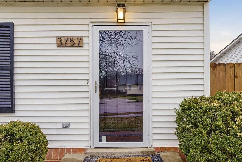 3757 Dicksonia Drive Lexington KY 40517