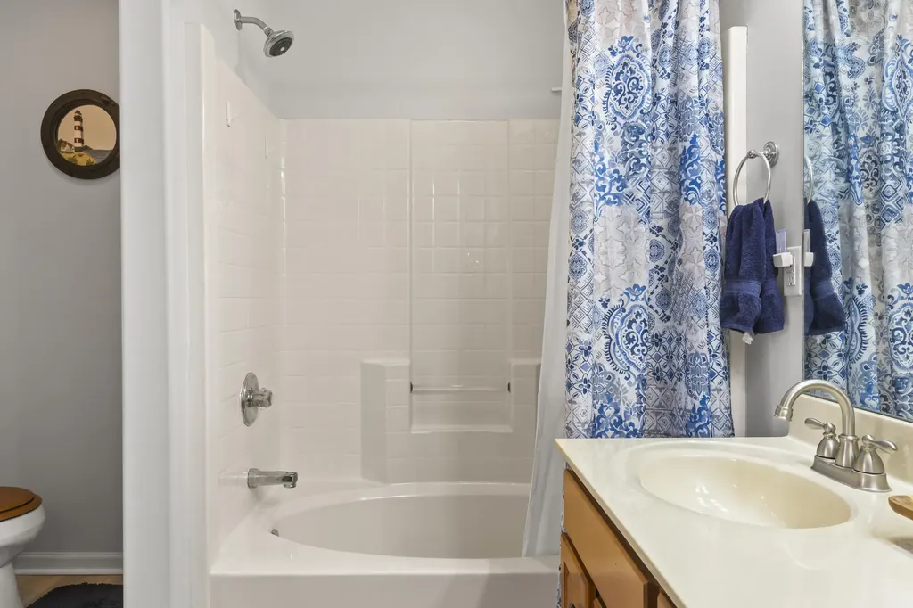 2708 Bay Cedar Cove Lexington KY 40511