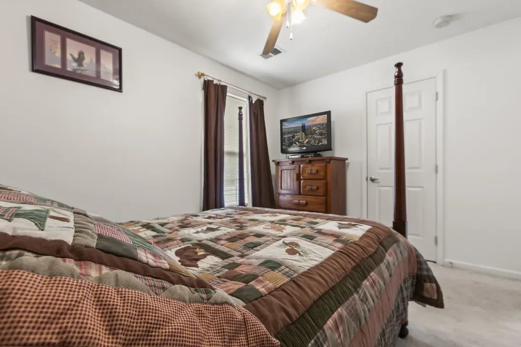 2708 Bay Cedar Cove Lexington KY 40511