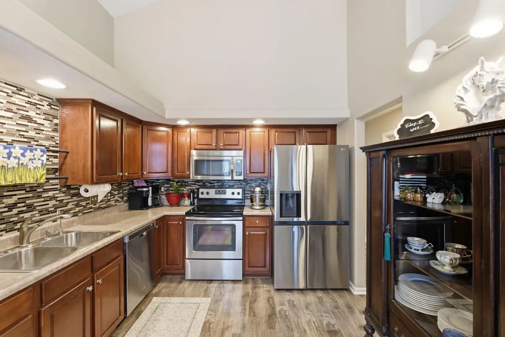 948 Lauderdale Drive Lexington KY 40515