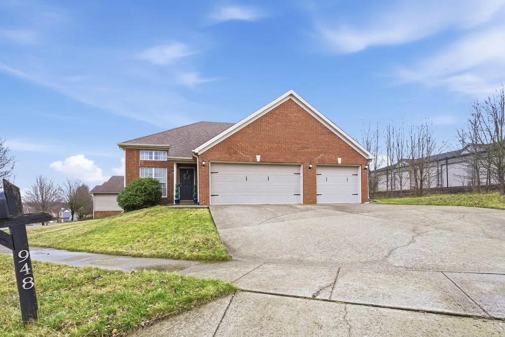 948 Lauderdale Drive Lexington KY 40515