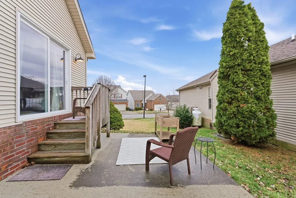 948 Lauderdale Drive Lexington KY 40515